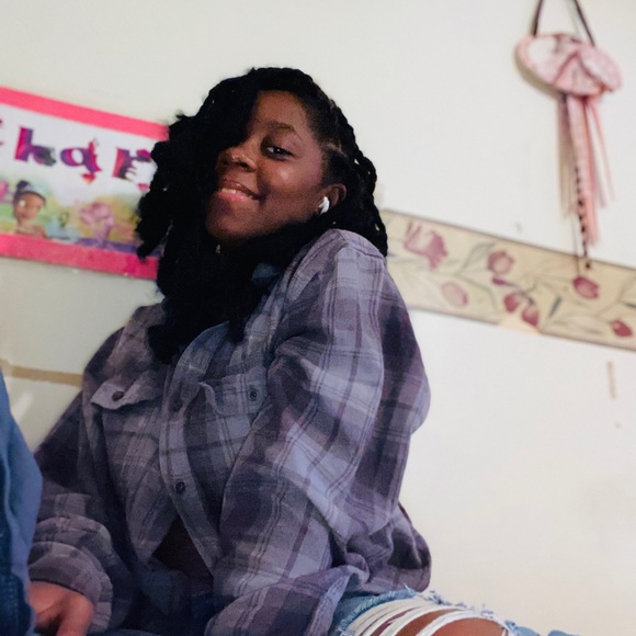 Meet your Posher, Charity - Picture 1 of 1